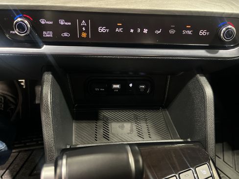 Used 2025 Kia Sportage X-Pro Prestige AWD/4WD image 34