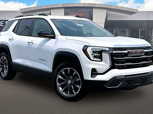 New 2026 GMC Terrain Elevation w/ Elevation Premium Package AWD/4WD image 2