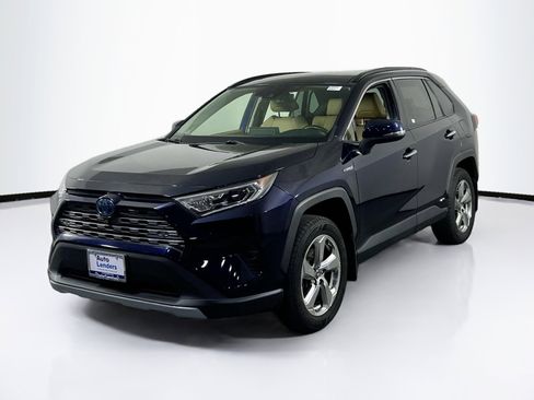 Used 2019 Toyota RAV4 Limited image 1