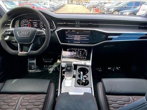 Used 2024 Audi RS 7 Performance image 12