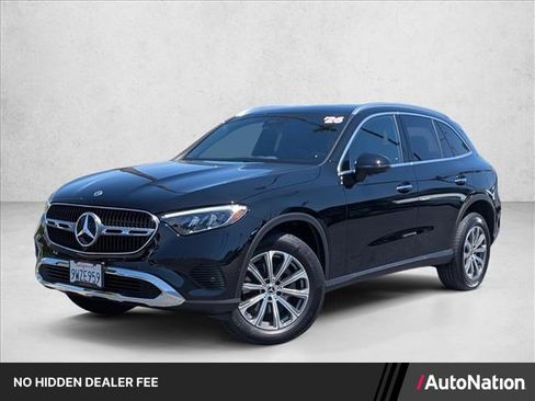 Used 2026 Mercedes-Benz GLC 300 4MATIC image 1