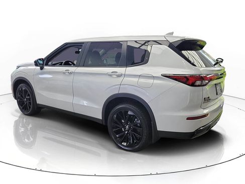 New 2026 Nissan Rogue SL AWD/4WD image 3