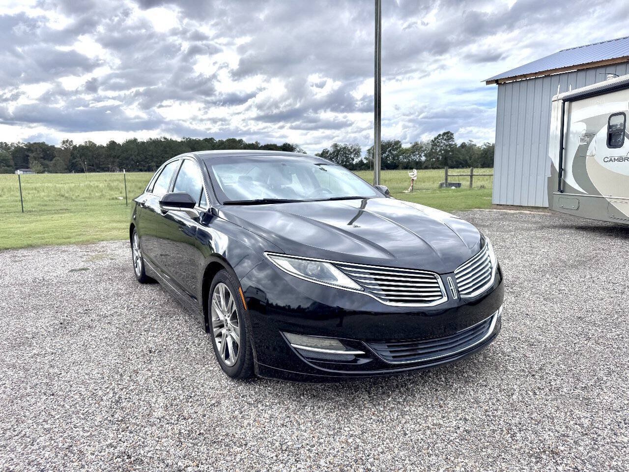 Used 2014 Lincoln MKZ FWD image 6