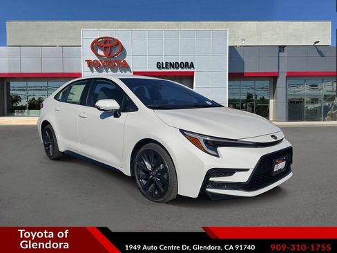 New 2026 Toyota Corolla SE image 1