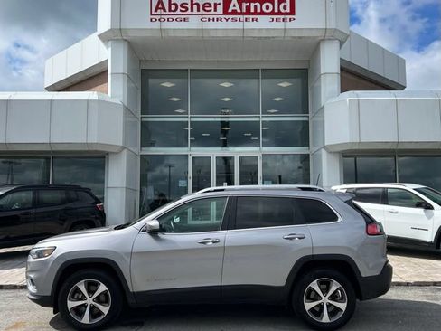 Certified 2020 Jeep Cherokee Limited AWD/4WD image 3