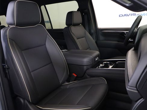 New 2025 Chevrolet Suburban Premier w/ LPO, Illumination Package image 20