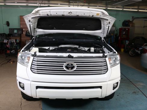 Used 2016 Toyota Tundra Platinum image 10