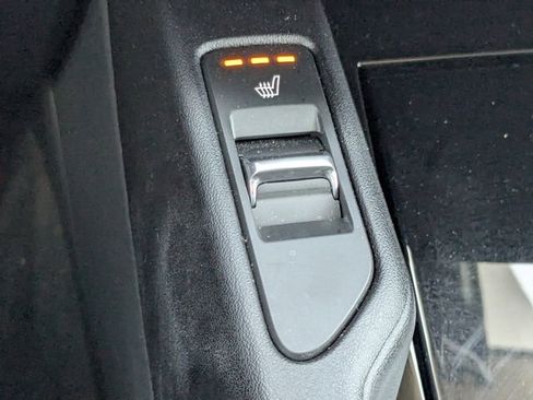 Certified 2025 Kia Telluride S FWD image 32