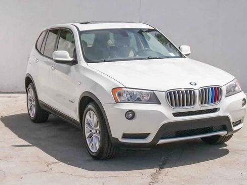 Used 2014 BMW X3 xDrive28i AWD/4WD image 3