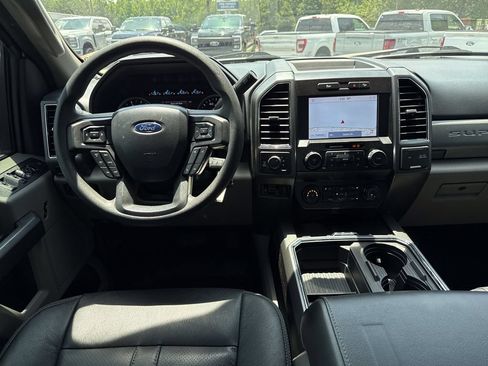 Used 2022 Ford F250 XLT w/ XLT Premium Package AWD/4WD image 22