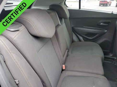 Certified 2020 Chevrolet Trax LS image 24