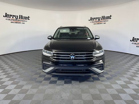 Used 2024 Volkswagen Tiguan Wolfsburg Edition image 7