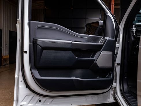 Used 2022 Ford F150 XLT w/ Equipment Group 302A High image 36