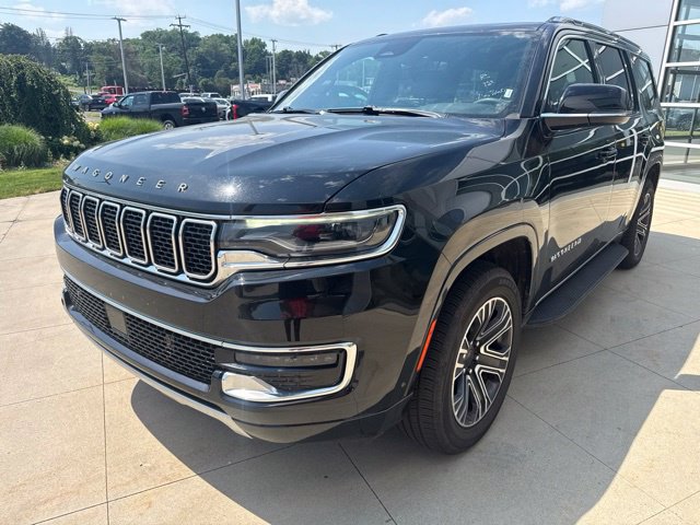 Used 2024 Jeep Wagoneer Series II AWD/4WD image 4