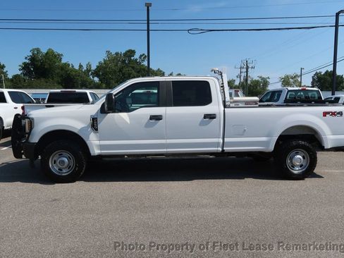 Used 2019 Ford F250 XL w/ Power Equipment Group AWD/4WD image 2