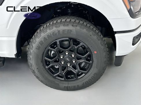New 2026 Ford F150 XLT w/ XLT Black Appearance Package AWD/4WD image 31