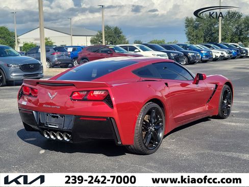 Used 2015 Chevrolet Corvette Stingray Coupe RWD image 5