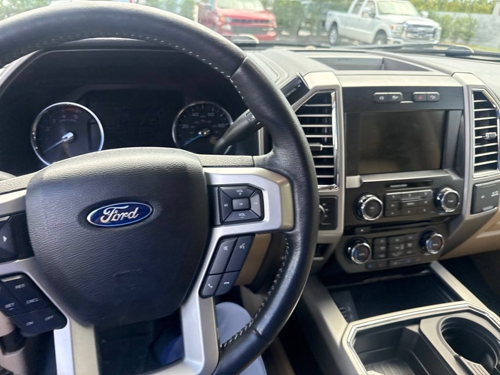 Used 2017 Ford F250 Lariat AWD/4WD image 14