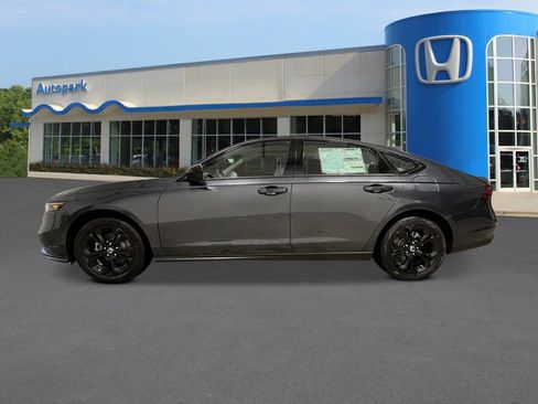 New 2025 Honda Accord SE image 2