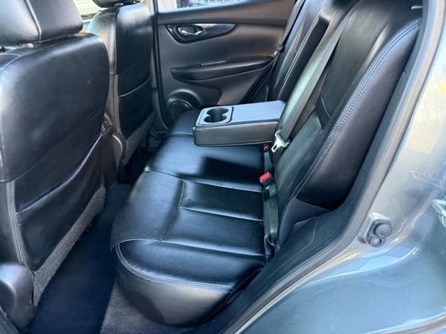 Used 2018 Nissan Rogue Sport SL image 26