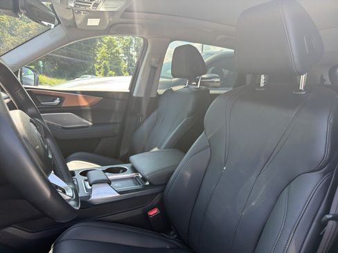 Used 2022 Acura MDX SH-AWD image 10