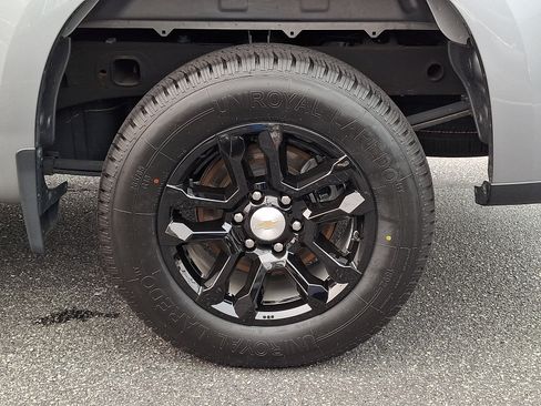 Used 2023 Chevrolet Silverado 1500 LT AWD/4WD image 8