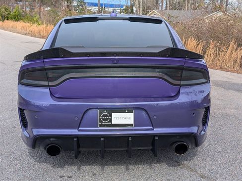 Used 2019 Dodge Charger Scat Pack image 6