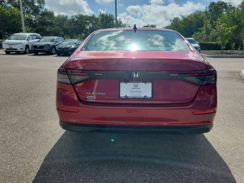 Certified 2023 Honda Accord LX image 5