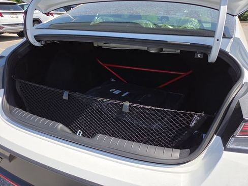 New 2026 Hyundai Elantra N FWD image 21