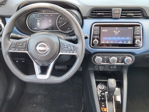 Used 2025 Nissan Versa SV FWD image 26