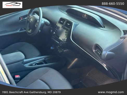 Used 2022 Toyota Prius L Eco FWD image 20