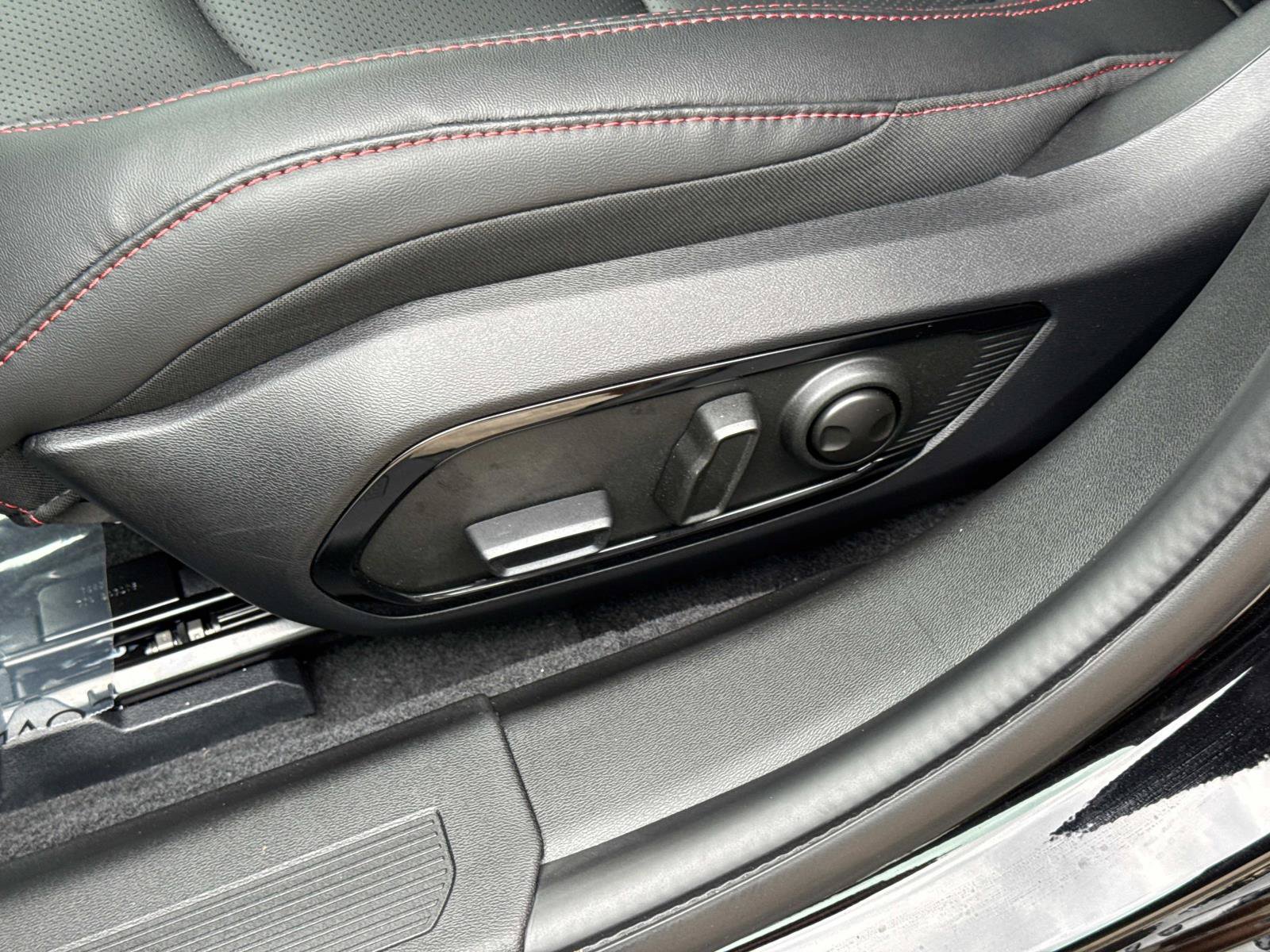 New 2026 Dodge Charger R/T AWD/4WD image 18