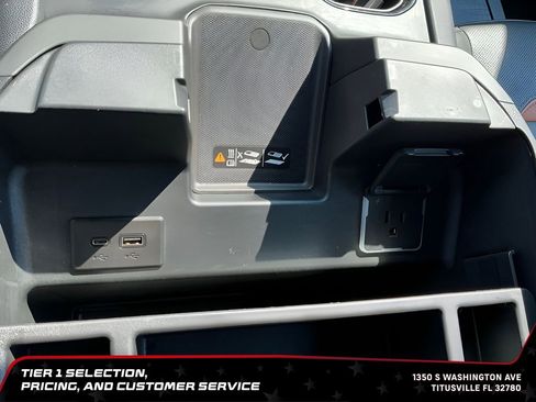 Used 2025 GMC Sierra 2500 AT4 w/ AT4 Premium Plus Package AWD/4WD image 44
