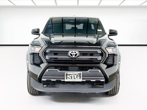 Used 2024 Toyota Tacoma SR RWD image 2