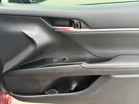 Used 2020 Toyota Camry XLE w/ Driver Assist Package FWD image 20