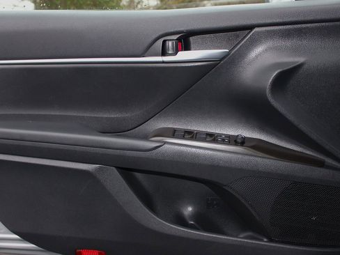 Used 2024 Toyota Camry LE image 12