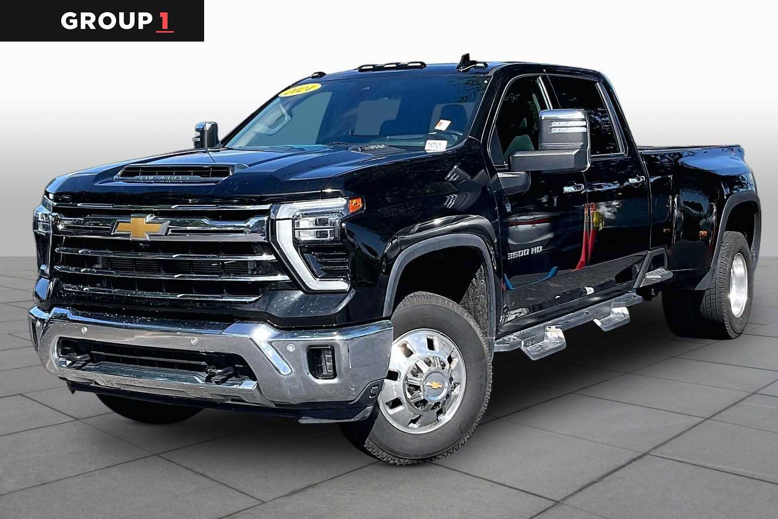 Used 2024 Chevrolet Silverado 3500 LTZ w/ LTZ Plus Package AWD/4WD image 1