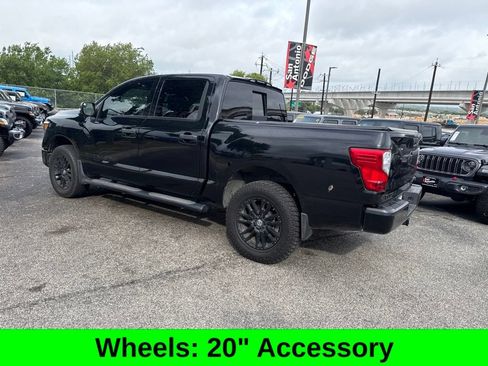 Used 2019 Nissan Titan SL w/ Midnight Edition AWD/4WD image 17