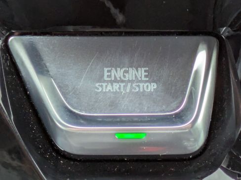 Used 2024 GMC Sierra 1500 AT4X image 34