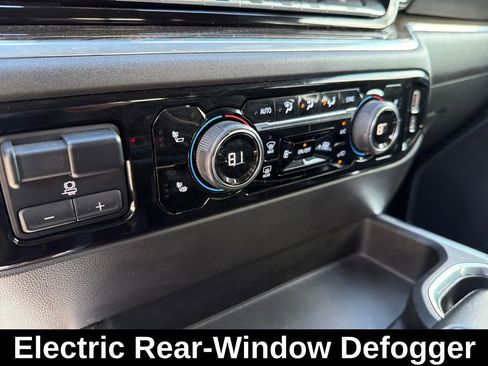 Used 2022 Chevrolet Silverado 1500 LT Trail Boss w/ Convenience Package II image 22