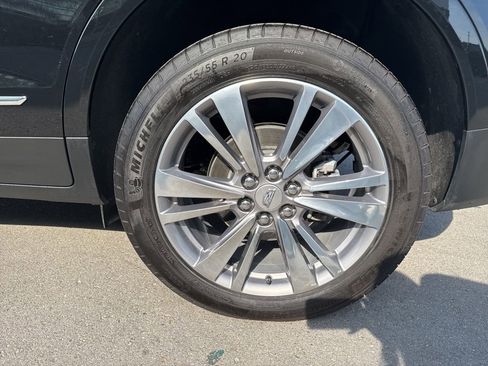 Used 2025 Cadillac XT5 Premium Luxury AWD/4WD image 28