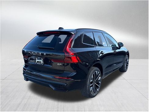 New 2026 Volvo XC60 B5 Ultra AWD/4WD image 5