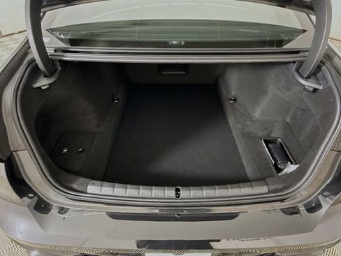 New 2026 BMW 760i xDrive image 28