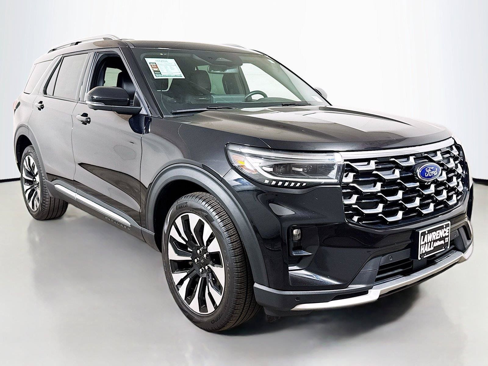 Used 2025 Ford Explorer Platinum w/ LUX Leather Package AWD/4WD image 3