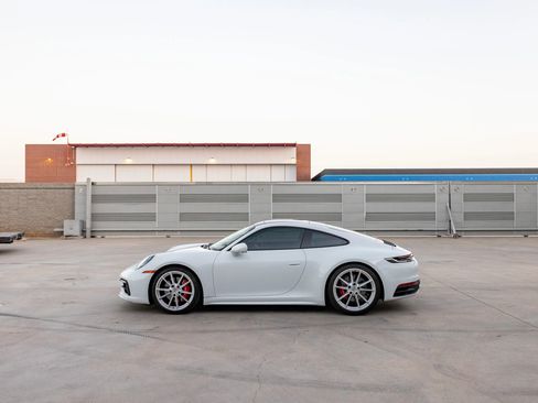 Used 2022 Porsche 911 Carrera S RWD image 24