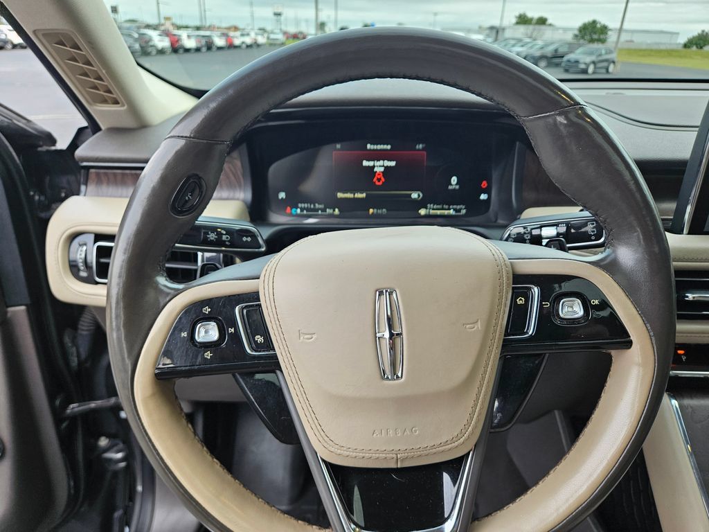 Used 2020 Lincoln Aviator Reserve w/ Equipment Group 201A AWD/4WD image 17