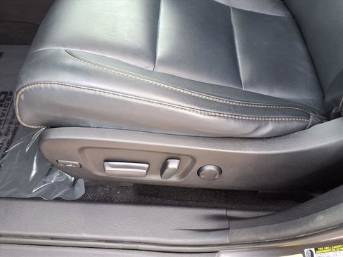 Used 2018 Toyota Highlander XLE image 20