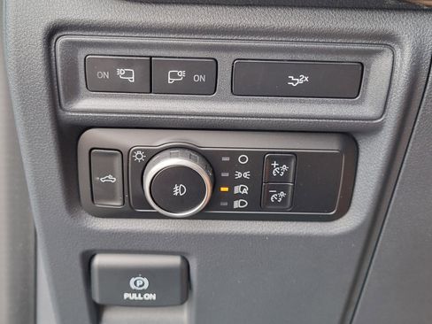 Used 2023 Ford F150 XLT w/ Equipment Group 302A High RWD image 24
