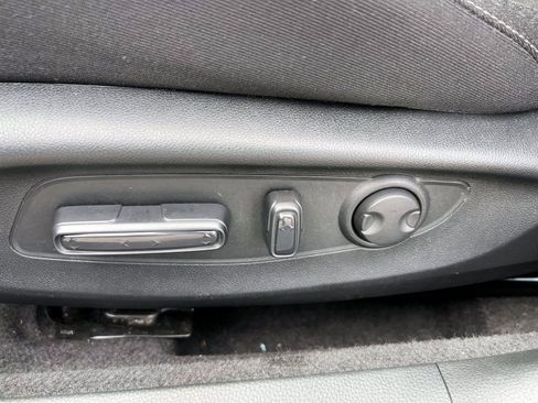 Used 2025 Honda Accord SE image 16