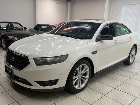 Used 2014 Ford Taurus SHO w/ Equipment Group 401A AWD/4WD image 3